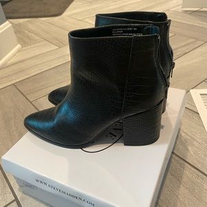 Steve Madden black leather booties. Size 9.